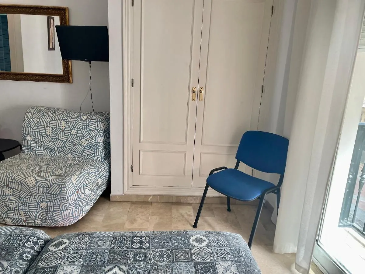 Apartamento Hostal Dianes Nerja