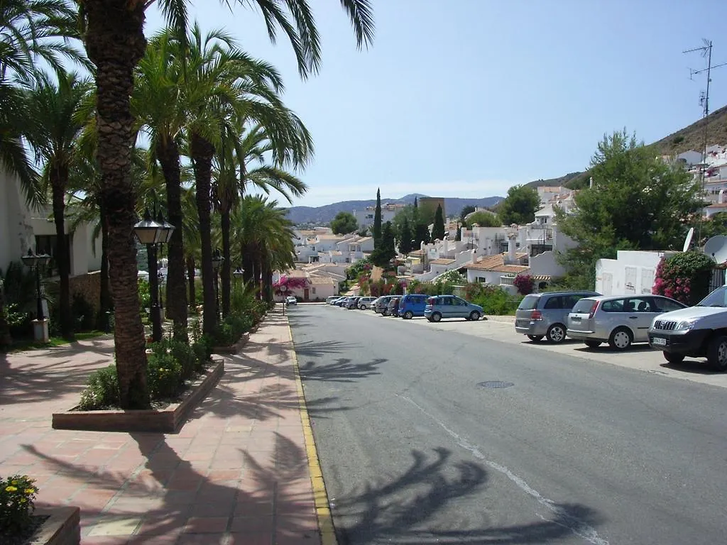 Apartamentos Dianes Holidays Nerja 0*,  Spain